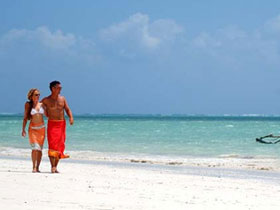 Kenya holidays, safari and beach holiday