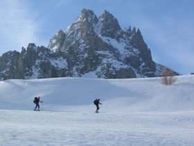 Ski touring holiday in the French Alps