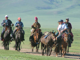 Mongolia horse riding tour