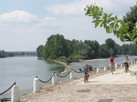 Loire Valley self guided cycling holidays