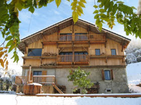 Cheap Holidays to Samoens ski chalet in the French Alps from 358 EUR provided by Responsible Travel