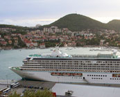 Cruise liners