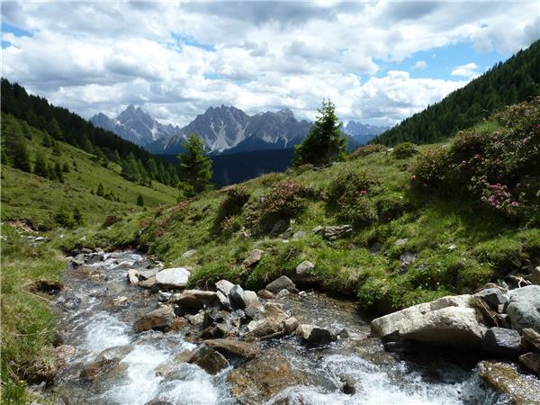 Dolomites walking holiday in Italy, self guided