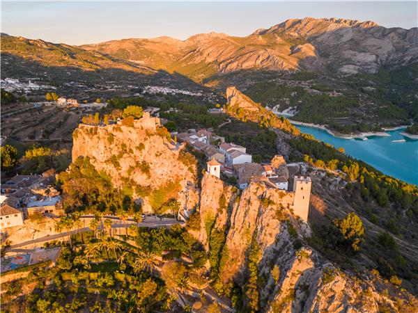 Sierra de Aitana walking holiday in Spain