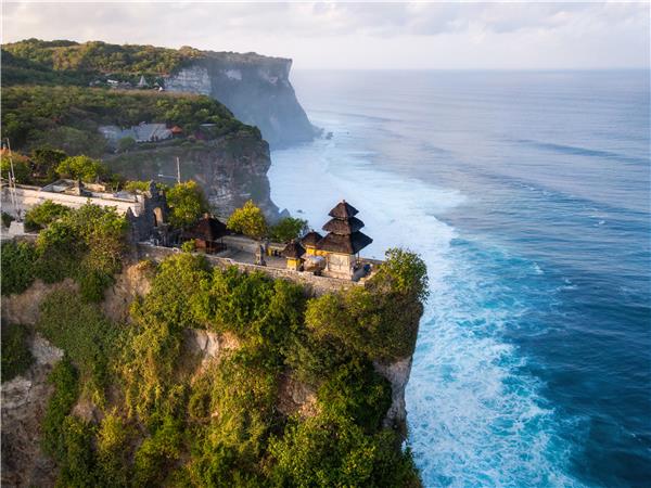 Indonesia luxury adventure holiday