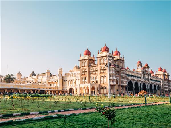 Kerala and tropical India cycling holidays