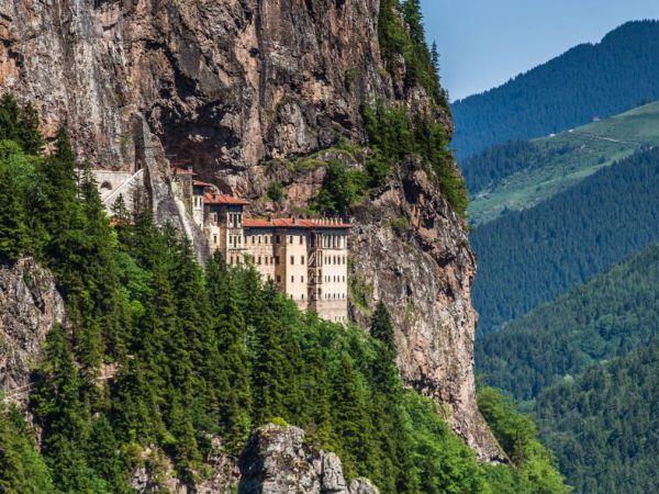Kakar Mountains walking holiday in Turkey