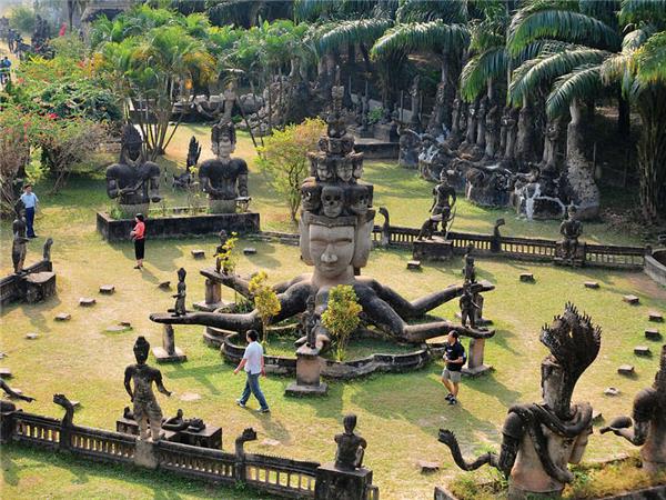 Laos highlights tour, 10 days