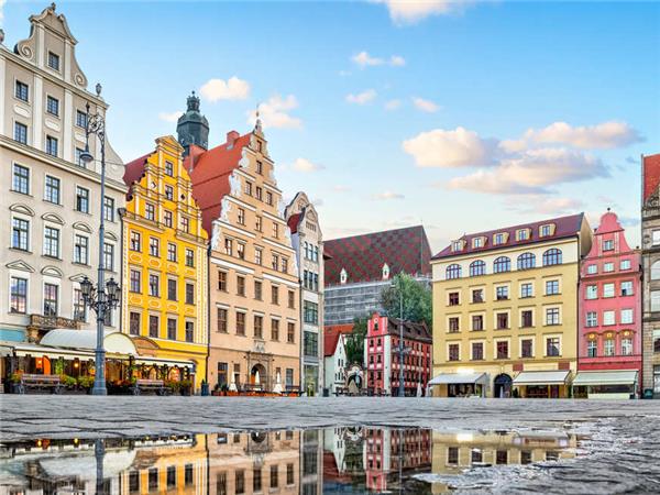 POLAND ALL YOU MUST KNOW BEFORE YOU GO 2026 visual data 4