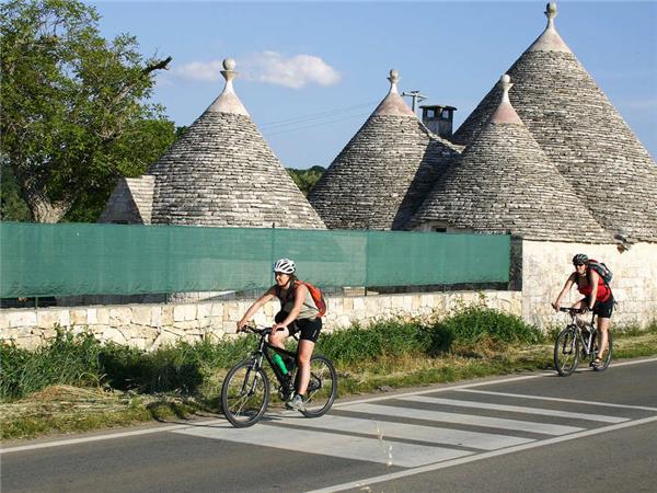Puglia cycling holiday in Italy