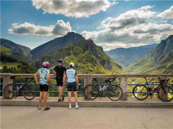 Cycling in Montenegro, summit to sea