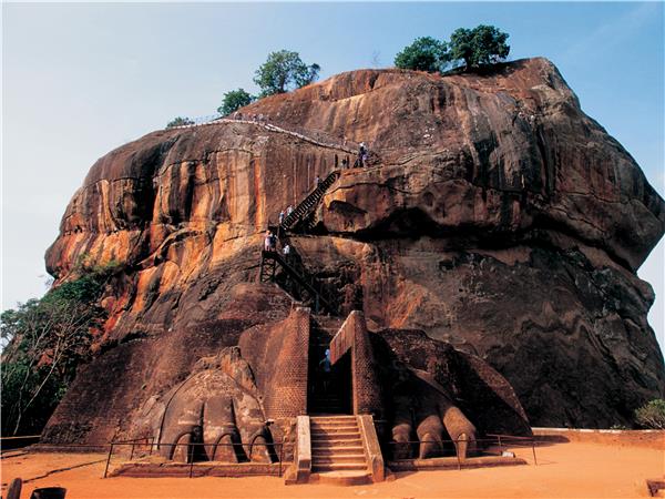 Sri Lanka luxury adventure holiday