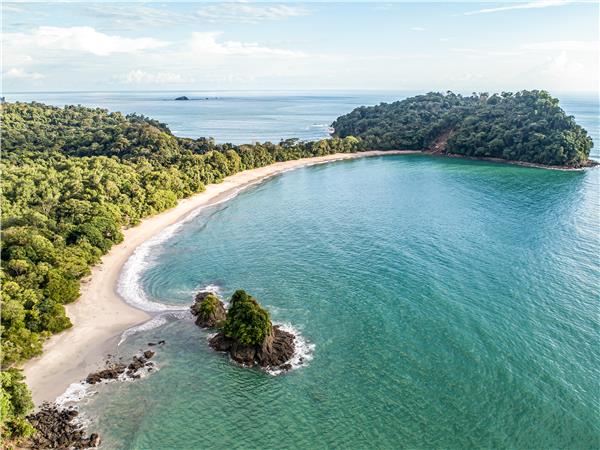 Coast to coast cycling holiday in Costa Rica