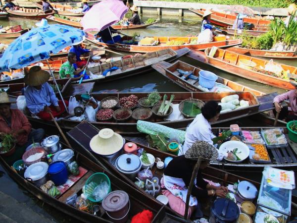 Thailand Holiday Culture And Beach Helping Dreamers Do Thailand Cultural Tour Floating Market Beach