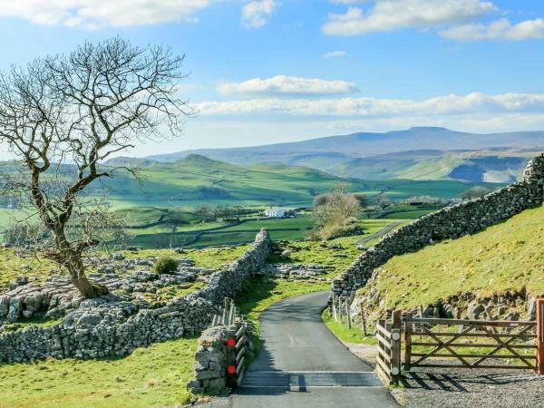 Short best sale walking holidays