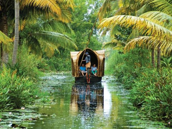 Kerala volunteering and Goa beach holiday, India