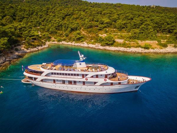 Split to Dubrovnik luxury cruise, Croatia