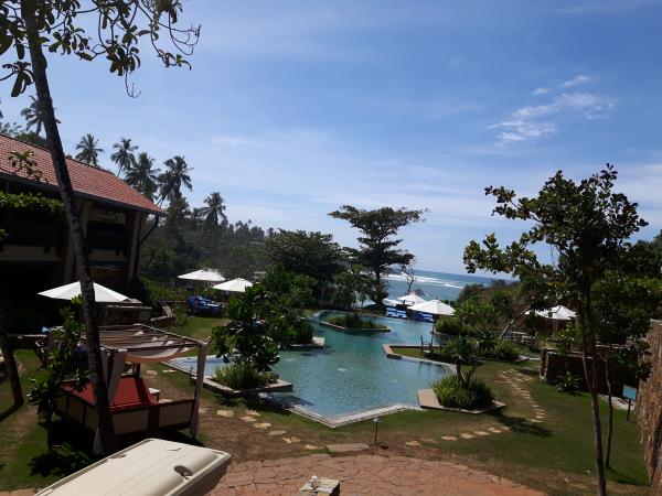 Sri Lanka tour, highlights & beaches