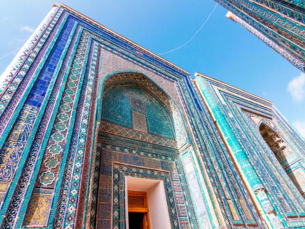 Uzbekistan tailor made holiday, colourful Uzbekistan