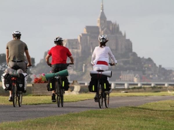 Mont Saint Michel self guided cycling tours in Normandy & Brittany