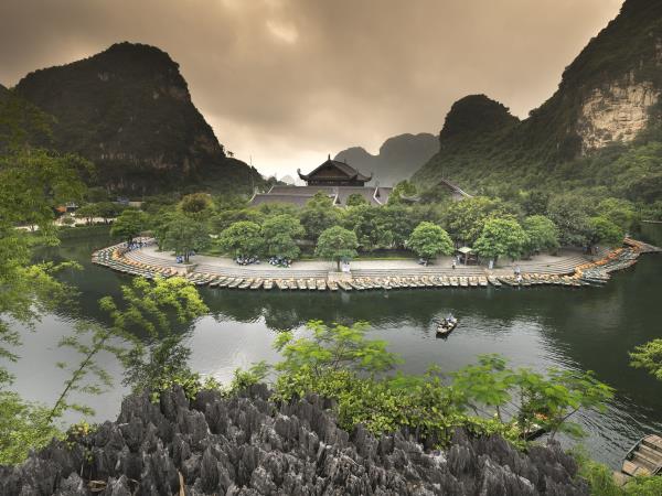 Vietnam hidden treasures tour