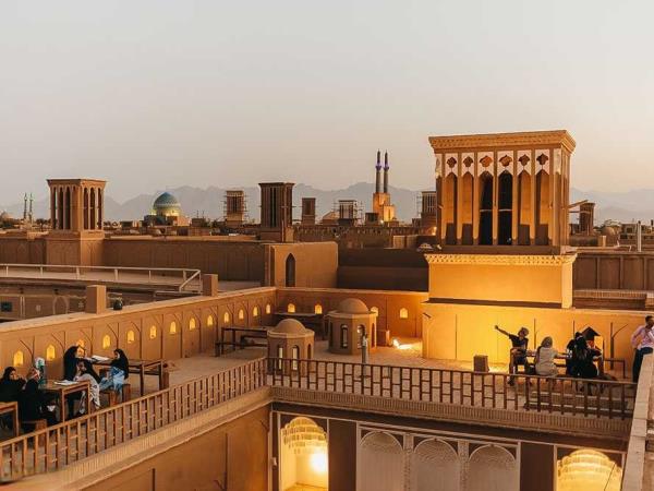 Iran cultural holiday, 12 days