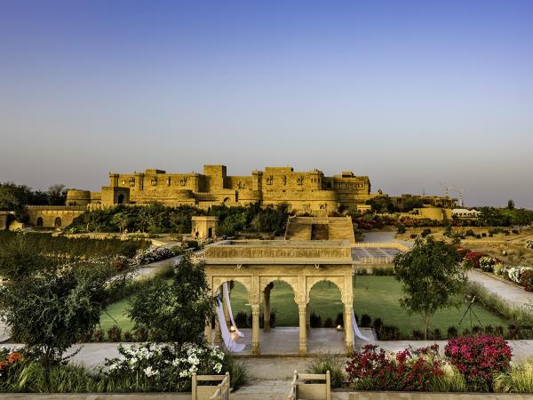 Luxury India Tours, Taj, forts and palaces