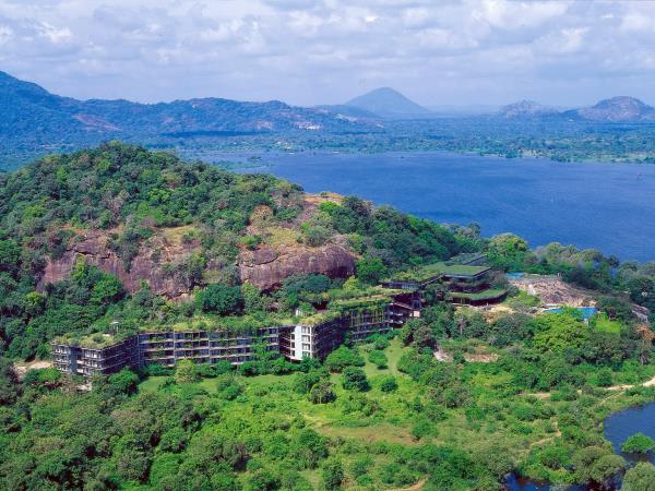 Geoffrey Bawa architecture tour in Sri Lanka
