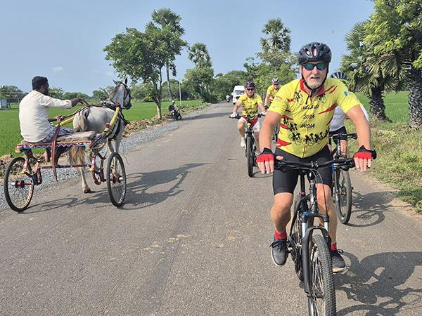 South India cycling tour, coast to coast