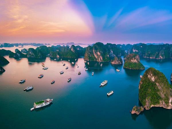 Colourful Vietnam 11 day tour