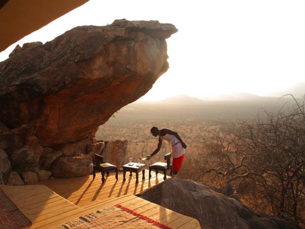 Kenya's big five safari and beach honeymoon