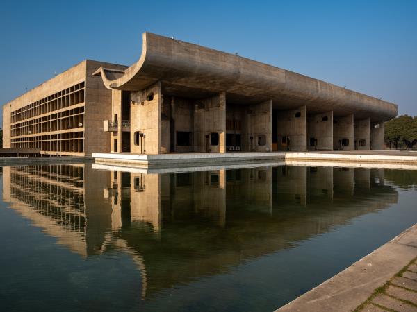 Architecture holiday in India, Empire to village