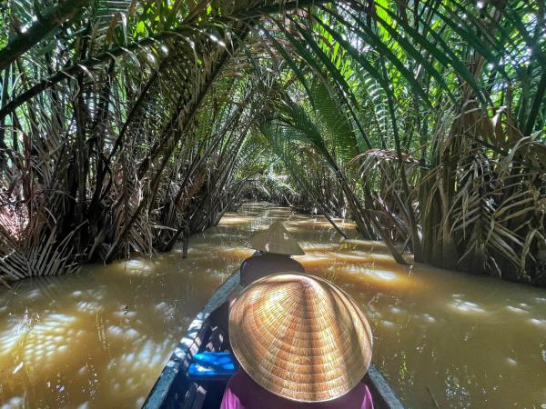 Indochina overland tour, Saigon to Angkor