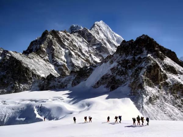 Mera Peak trekking holiday, Nepal