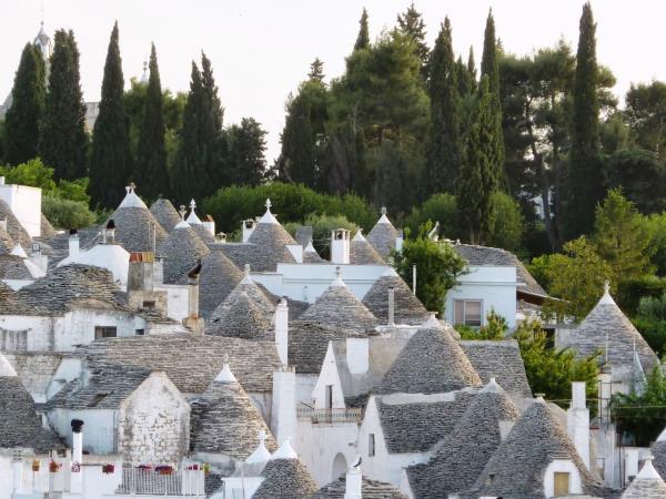 Puglia and Matera easy walking holiday