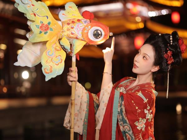 China 10 day holiday, food & heritage