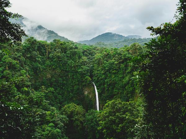 Costa Rica tailor made holiday, vistas and volcanoes