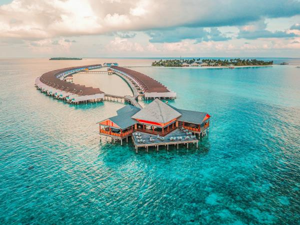 Maldives uncovered, island hopping tour