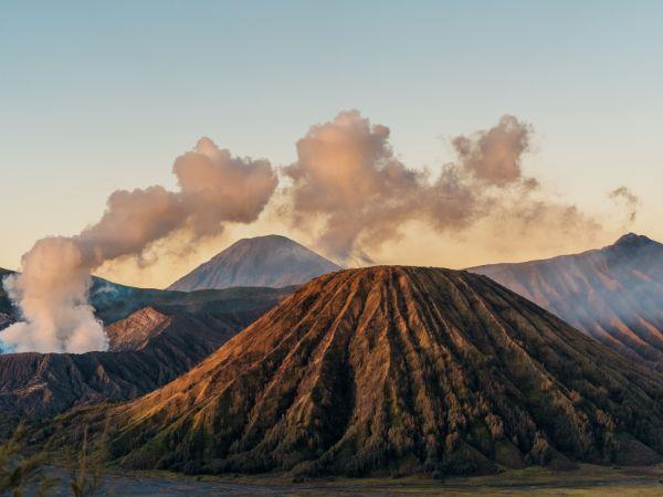 Indonesia culture and nature tour