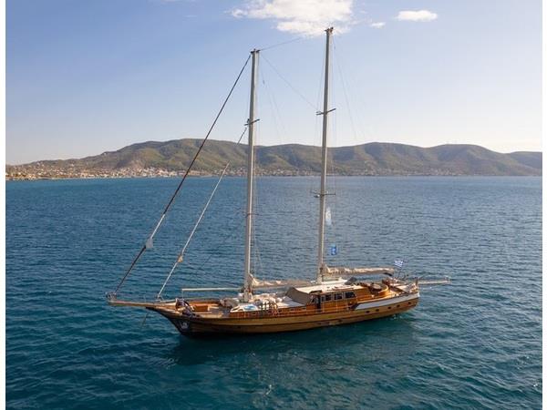 Corfu luxury gulet cruise
