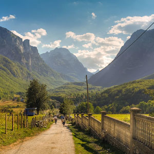 Budget walking holidays in Montenegro
