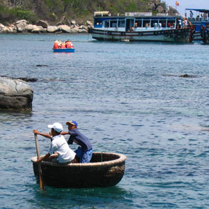 Travelling in Vietnam with kids