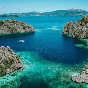 Island hopping in the Philippines