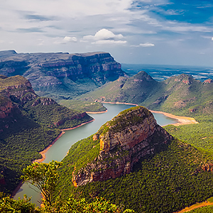 Best time to go on a Cape Town to Vic Falls tour