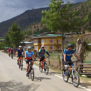 Cycling in Bhutan travel guide