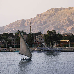 Nile cruising travel guide