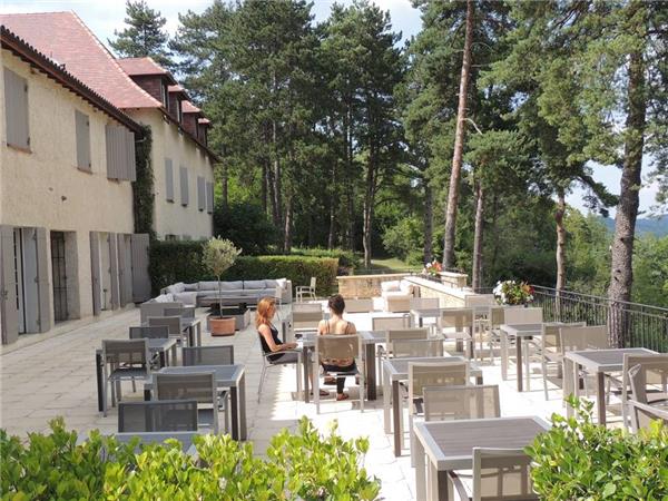 Dordogne self guided cycling tour, France