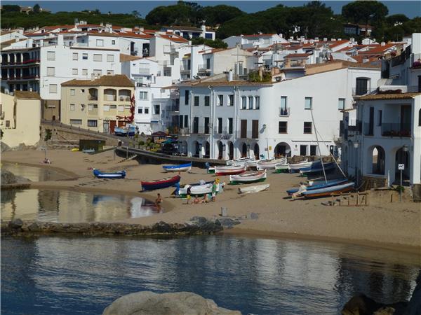 Catalonia walking holiday in Spain, self guided