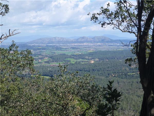 Catalonia walking holiday in Spain, self guided