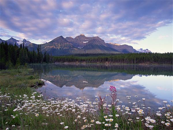 Canadian Rockies hiking holiday